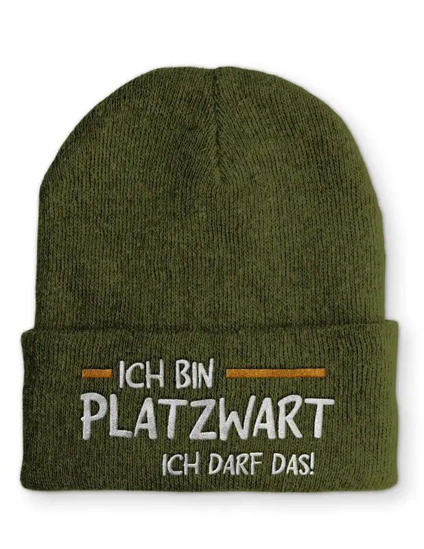 
                      
                        Ich bin Platzwart darf das! Statement Beanie Mütze mit Spruch - Olive
                      
                    