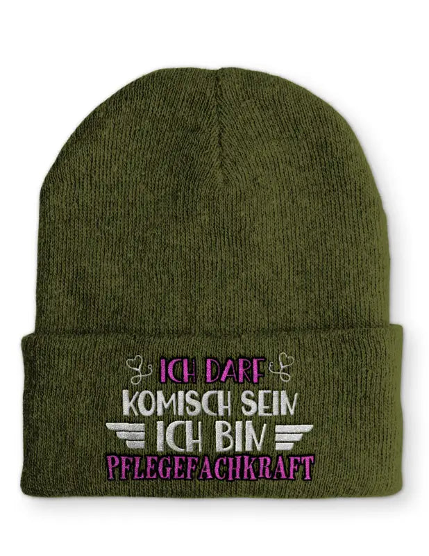 
                      
                        Ich darf komisch sein bin Pflegefachkraft Statement Beanie Mütze mit Spruch - Olive
                      
                    