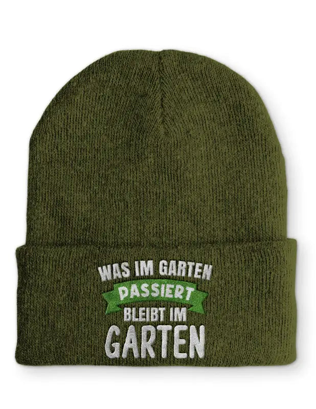 
                      
                        Was im Garten passiert bleibt Statement Beanie Mütze mit Spruch - Olive
                      
                    